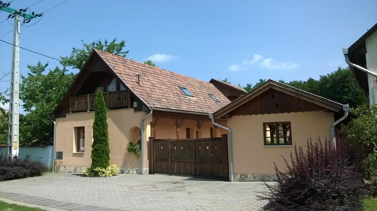 Villa Giulia Vendeghaz Verpelét エクステリア 写真